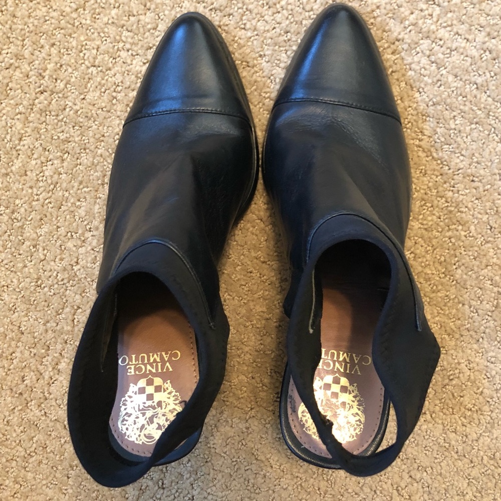 Vince Camuto leather cutout ankle sock boots 9